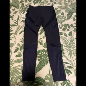 ALO Yoga Navy Workout Leggings- Size M